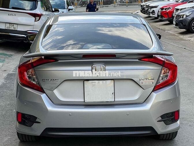 Honda Civic 2019 E 1.8 28000 km