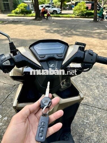 Honda Vario 125cc 2021 - chính chủ ký uỷ quyền
