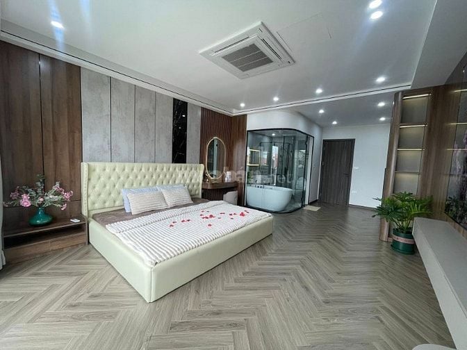 Bán nhà Đại Kim - Hoàng Mai 90m2, đường 10m, có vỉa hè, kinh doanh