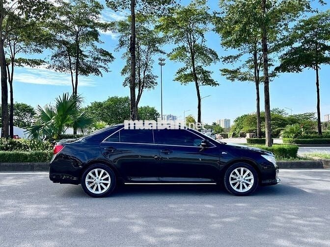 Toyota Camry 2.5G 2013 màu đen
