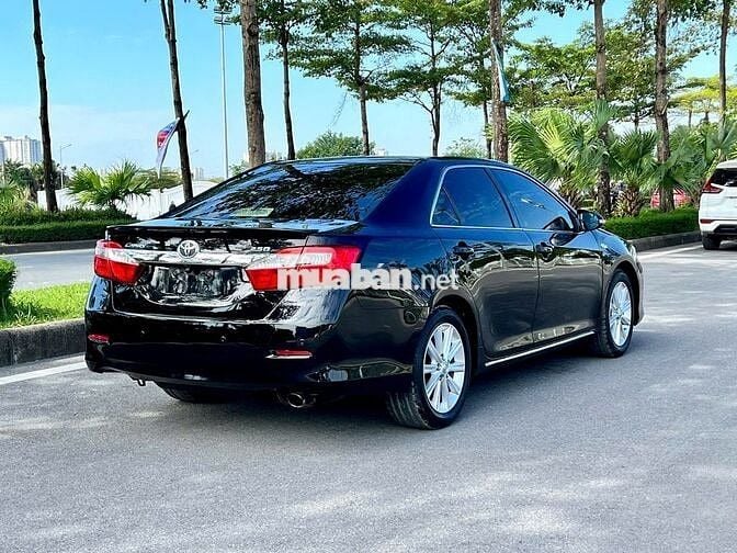Toyota Camry 2.5G 2013 màu đen