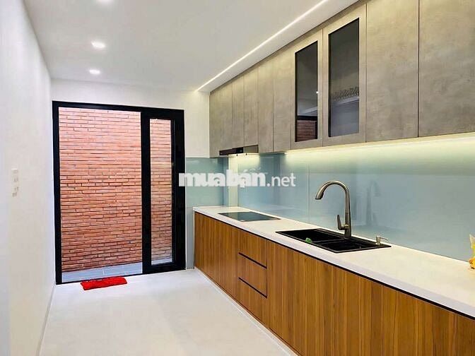 BÁN GẤP NHÀ PHỐ BCONS SỔ SẴN 4 TẦNG, VIEW ĐẸP, GẦN LÀNG ĐH, GA METRO