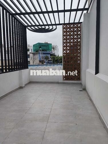 Nhà mới vào ở ngay, ngay mặt mặt đường Nguyễn Trọng tuyển p2 tân bình