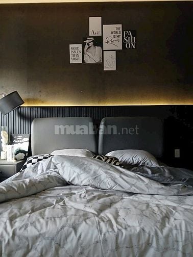 Nhà dt108m2 đúc 5 tầng 8pn thang máy hẻm 12m Lê Văn Quới,Q.Bình Tân