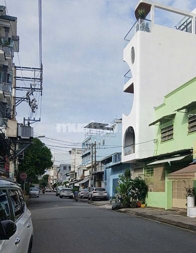 Nhà dt108m2 đúc 5 tầng 8pn thang máy hẻm 12m Lê Văn Quới,Q.Bình Tân