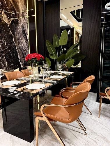 Nhà dt108m2 đúc 5 tầng 8pn thang máy hẻm 12m Lê Văn Quới,Q.Bình Tân