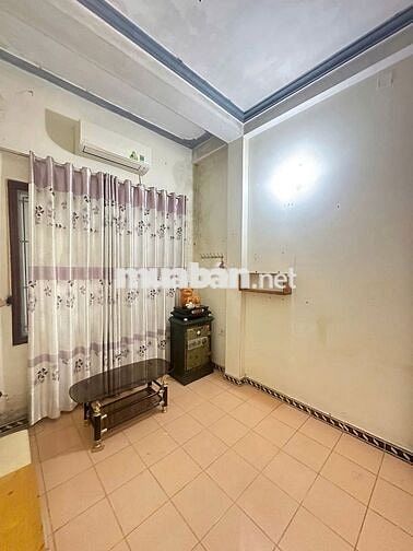 Cho Thuê nhà riêng ngõ 13 Lĩnh Nam - 30m2 - 4 tầng - 3 ngủ - giá 9tr