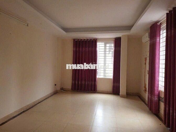 Cho thuê nhà riêng mặt đường Hoàng Mai - 44m2 -5 tầng - giá 15 triệu