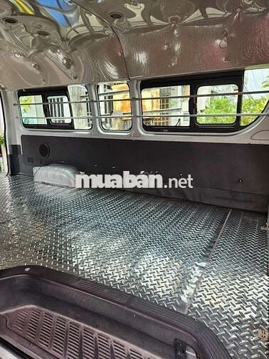 Tải Van Toyota Hiace 2014 3N/940kg sàn inox nhập