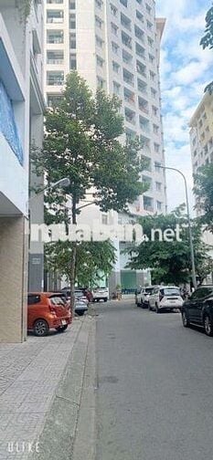 Nhỉnh 3 tỉ, chung cư kế bên SVD Phú Thọ, đh Bách Khoa, 2pn, 1wc