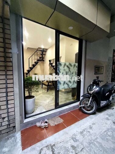 Chính chủ bán nhà  ngõ 166 tân mai