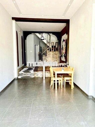 Cho thuê nhà mặt tiền Huỳnh Tấn Phát, 55m2, đối diện chợ Phú xuân