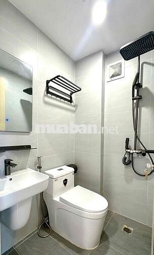 CHO THUÊ CĂN HỘ GIƯỜNG TẦNG BAN CÔNG CỬA SỔ NGAY TOÀ KEANGNAM