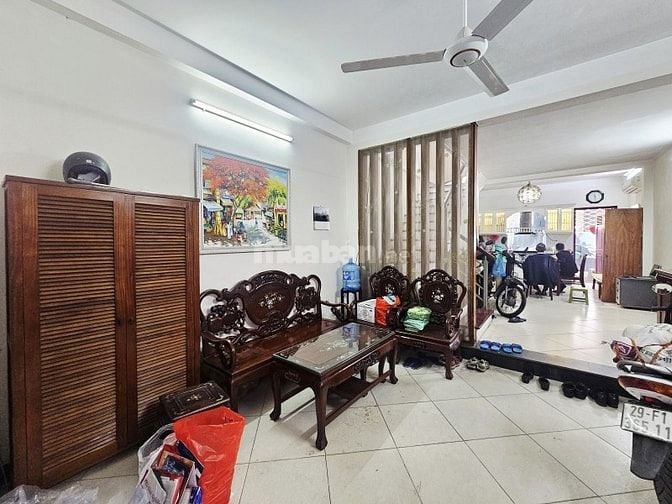 Phố Xuân Thuỷ Cầu Giấy – Ô Tô – 158 M2 – 4 T– MT 25 M – Giấ 39.3 Tỷ.  