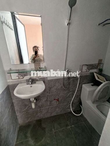 Chính chủ bán nhà  ngõ 166 tân mai