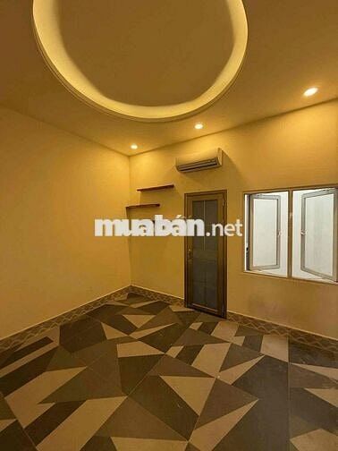 NHÀ 6 PHÒNG MẶT TIỀN KINH DOANH VĂN THÂN