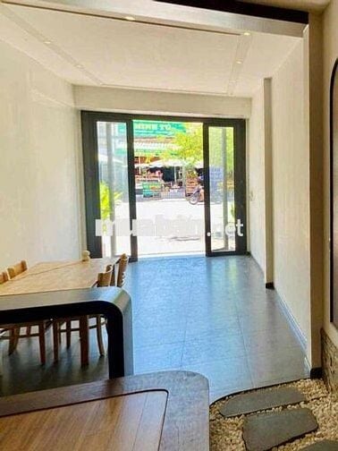 Cho thuê nhà mặt tiền Huỳnh Tấn Phát, 55m2, đối diện chợ Phú xuân