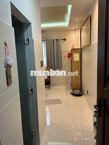 Cho Thuê Nhà Nguyên Căn Mặt Tiền Kinh doanh Bình Phú 2. P10. Quận