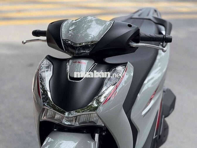 SH 160i ABS XXM LIKE NEW 800km