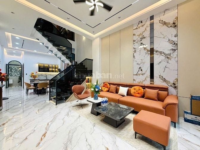 Nhà mặt tiền siêu Vip giá mềm nhất GV