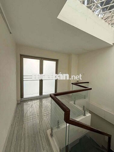 NHÀ 6 PHÒNG MẶT TIỀN KINH DOANH VĂN THÂN