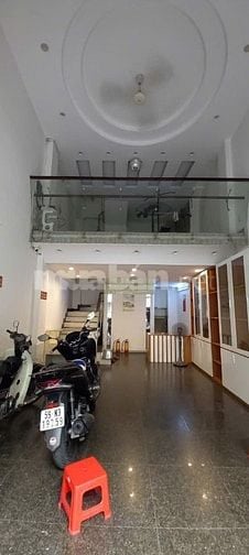 Siêu vị trí, Mặt tiền đường LÝ NAM ĐẾ Quận 11 (ngang 4,5m) 6 tầng 