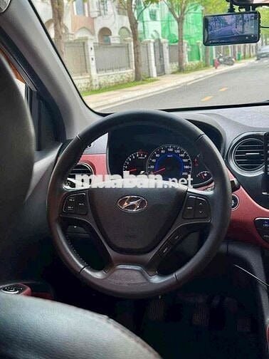 Hyundai i10 Bạc Số sàn 90000 km