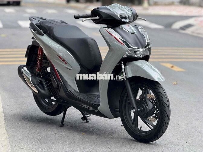 SH 160i ABS XXM LIKE NEW 800km