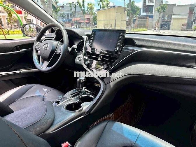 Kia Sonet 2023 Deluxe 1.5 AT - 32000 km