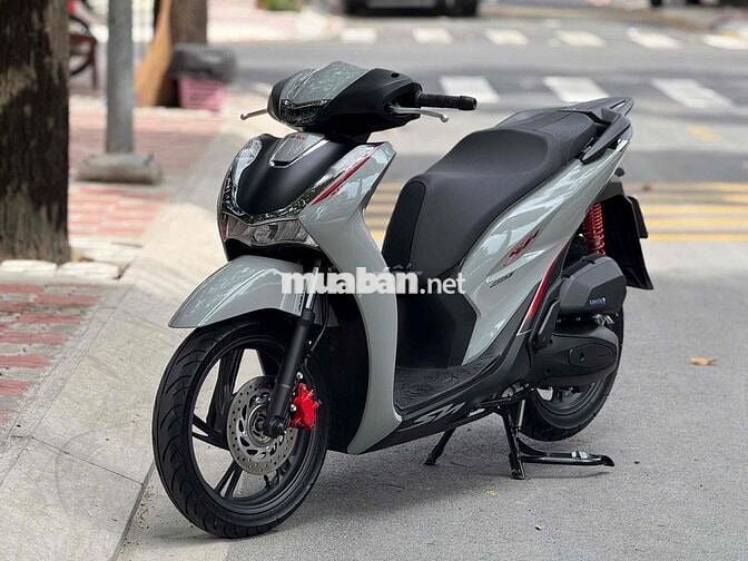 SH 160i ABS XXM LIKE NEW 800km