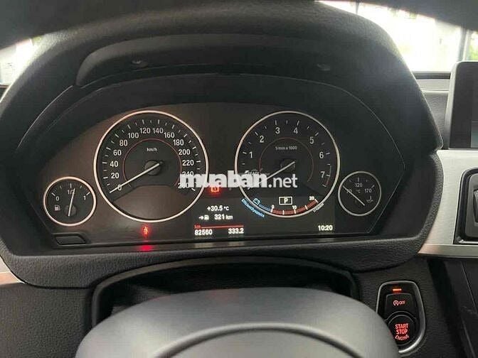 BMW 3 Series 2016 320i GT - 82000 km