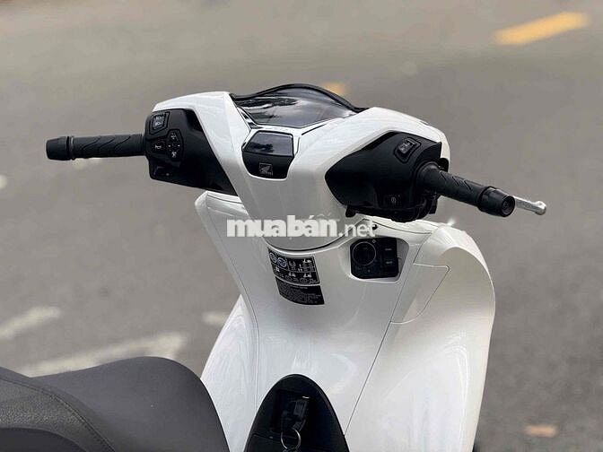 SH 160i ĐK CUỐI 2024 LIKE NEW BSTP