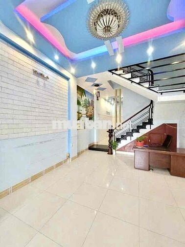 NHÀ ĐẸP GIÁ RẺ 3 LẦU 3PN3WC CÓ 3 MÁY LẠNH LÊ ĐỨC THỌ GÒ VẤP