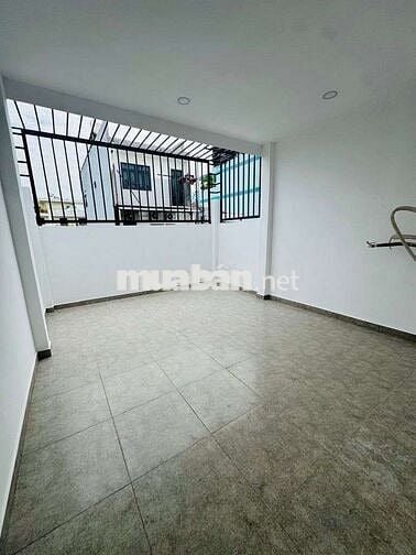 Nhà Tên Lửa , 4 tầng , 77m2 , xe hơi tới nơi , dọn vô ở ngay nhé