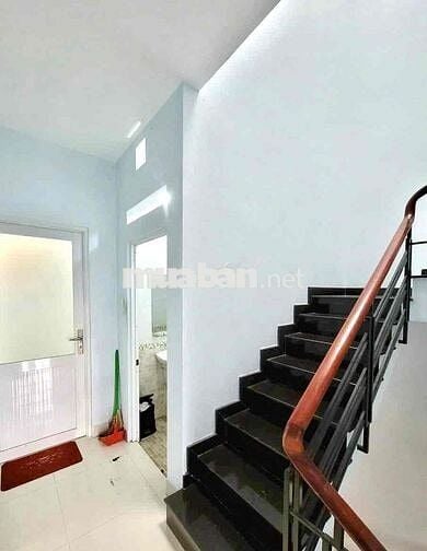 NHÀ ĐẸP GIÁ RẺ 3 LẦU 3PN3WC CÓ 3 MÁY LẠNH LÊ ĐỨC THỌ GÒ VẤP