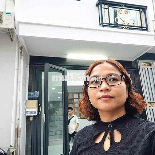 Bán nhà mới -2tầng đúc-24m2-Chợ Bình Trị Đông chỉ 3tỏi hơn chút