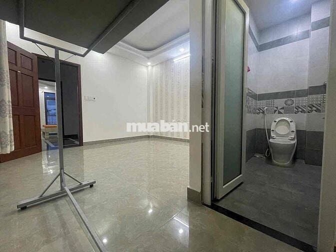 CĂN GÓC 2MT DS 18 P8 GÒ VẤP DT 4,2*16M 5PN