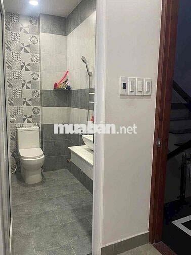 CĂN GÓC 2MT DS 18 P8 GÒ VẤP DT 4,2*16M 5PN