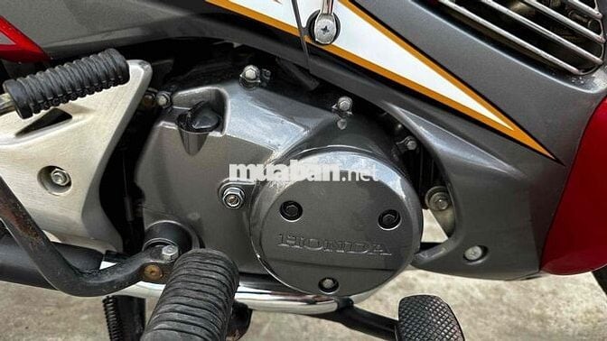 Future neo kim áo fi09 đỏ ( hỗ trợ góp )