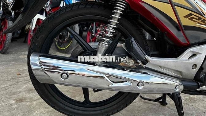 Future neo kim áo fi09 đỏ ( hỗ trợ góp )