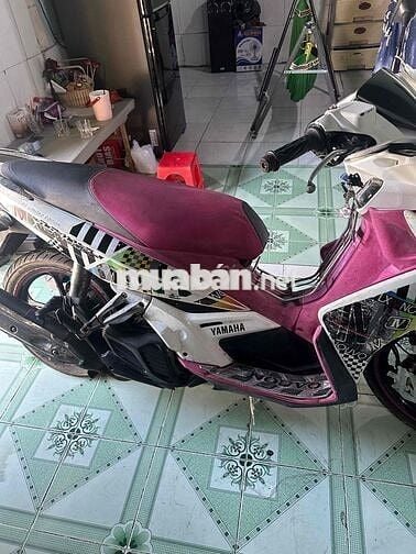 Yamaha Nouvo 4 Trắng hồng