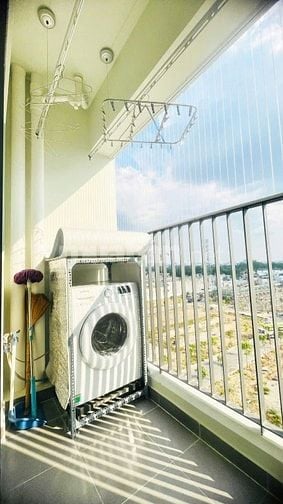 Căn hộ 2PN view Hồ Đá – Bcons Plaza full nội thất, giá chỉ 2,355 tỷ.