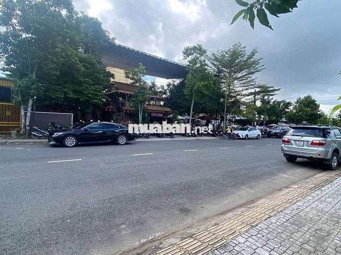 MẶT BẰNG KINH DOANH CHỢ CHÙA 590 M2