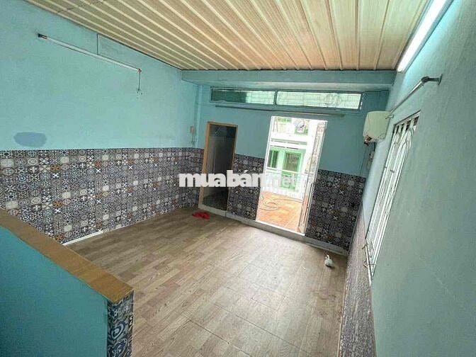 Cho thuê nhà nguyên căn Đường Hoà Hảo P5 Quận 10