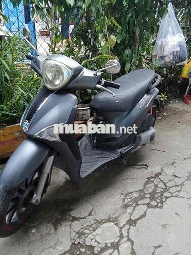 Liberty 3v ie. Biển số thành phố.