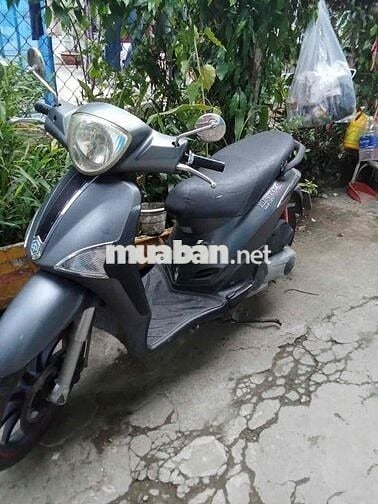 Liberty 3v ie. Biển số thành phố.