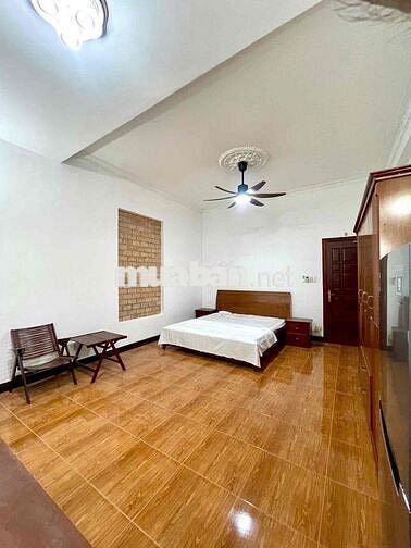 cho thuê phòng rộng 50m2, đầy đủ nội thất