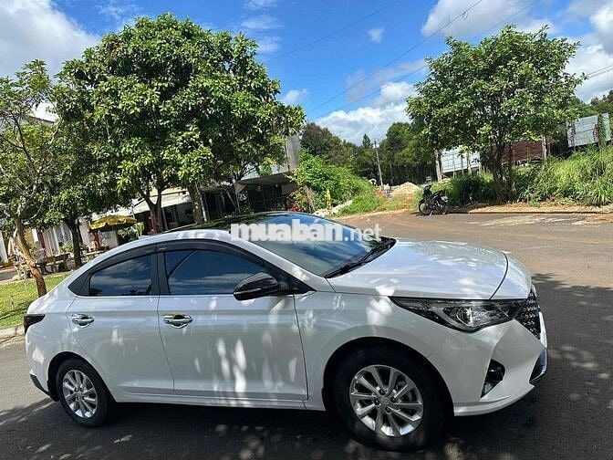 Hyundai Accent 2023 - 66000 km