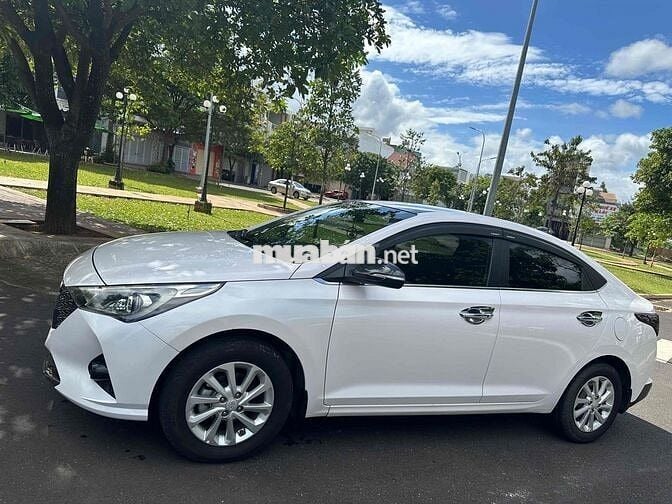 Hyundai Accent 2023 - 66000 km