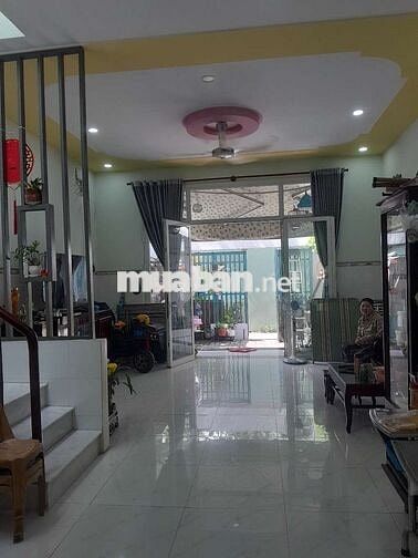 Chính chủ cần bán nhà trệt lầu.nhà xây tâm huyết chắc chắn